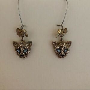 Vintage Rare HTF Betsey Johnson Leopard Face Earrings with Blue Accents